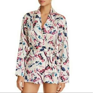 🌺 SAM EDELMAN 🌺SATIN SMOKING JACKET ROBE🌺